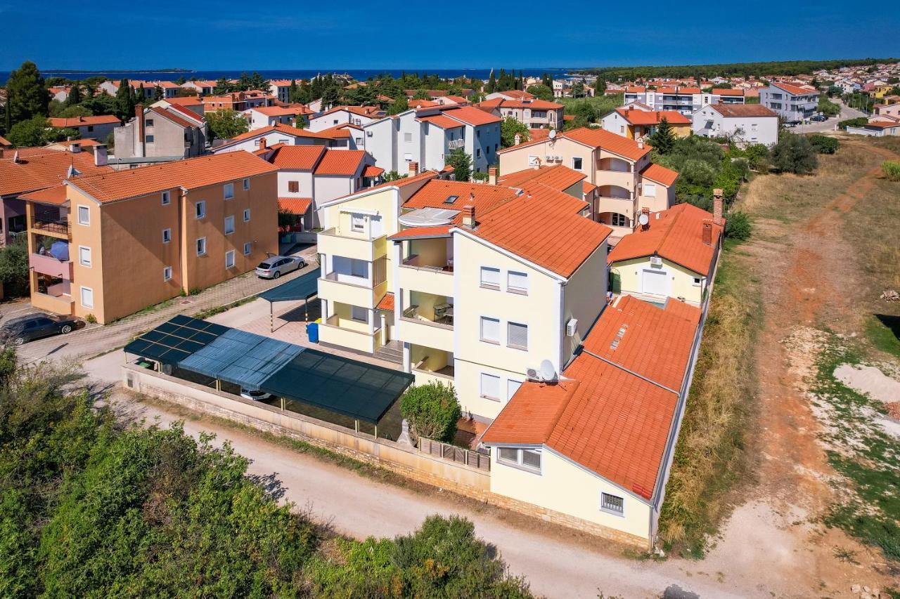 Apartman Dino Fažana Exterior foto